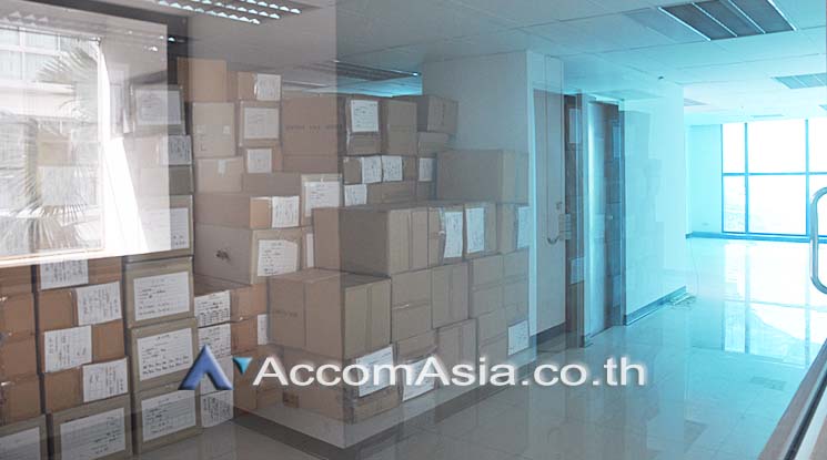  1  Office Space For Rent in Silom ,Bangkok BTS Saint Louis - BTS Surasak at S&B TOWER AA10476